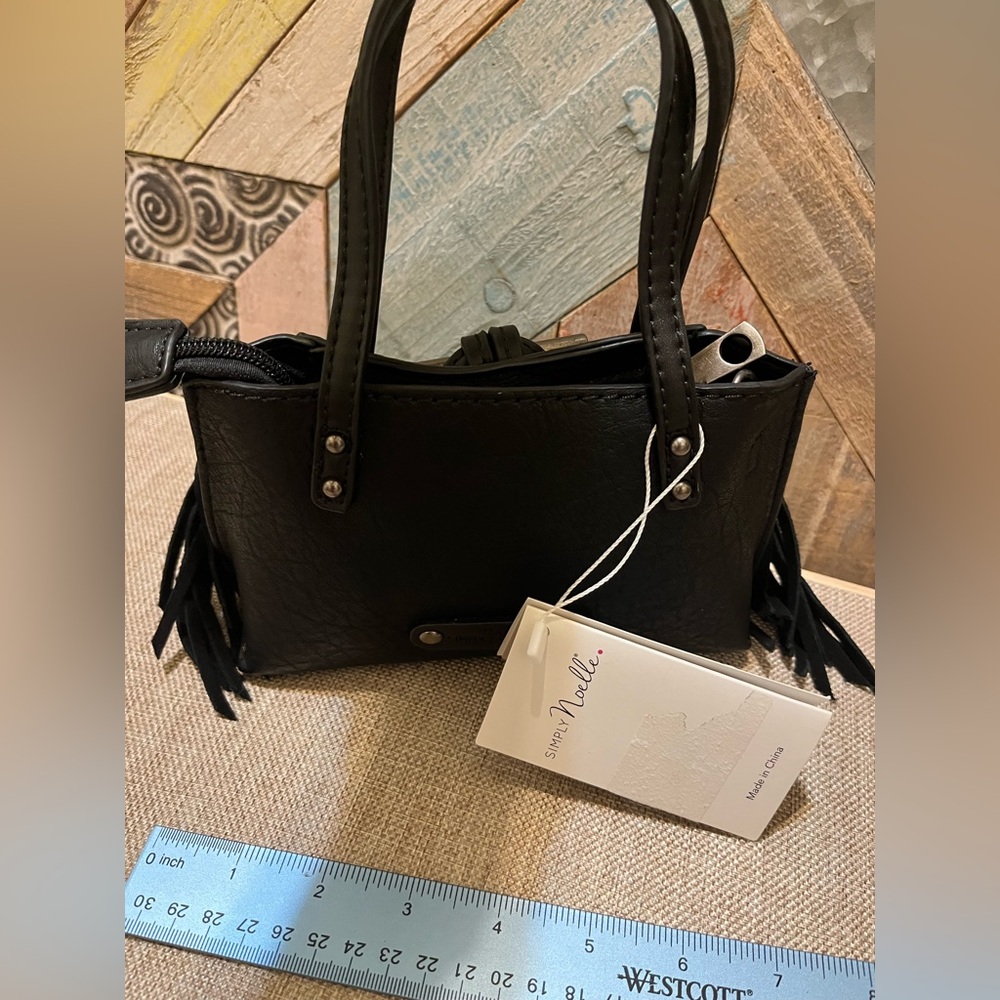 Black Fringe Women's Bag - Picture 2 of 6